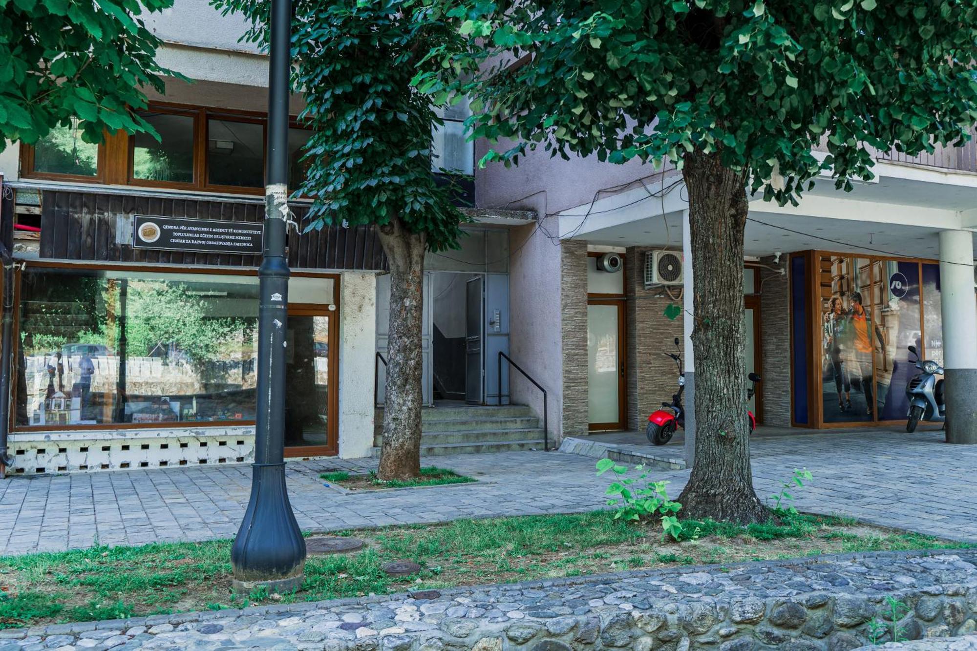 Nani Apartment Призрен Екстериор снимка